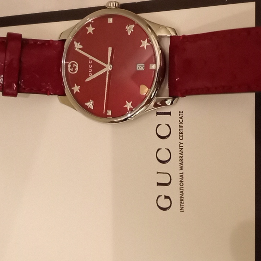 Gucci Red Patent Leather Band Watch - Picture 11 of 13